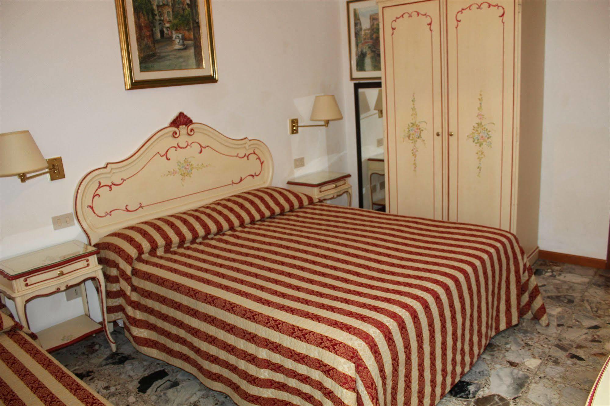 Guesthouse Al Profeta Venice Ngoại thất bức ảnh